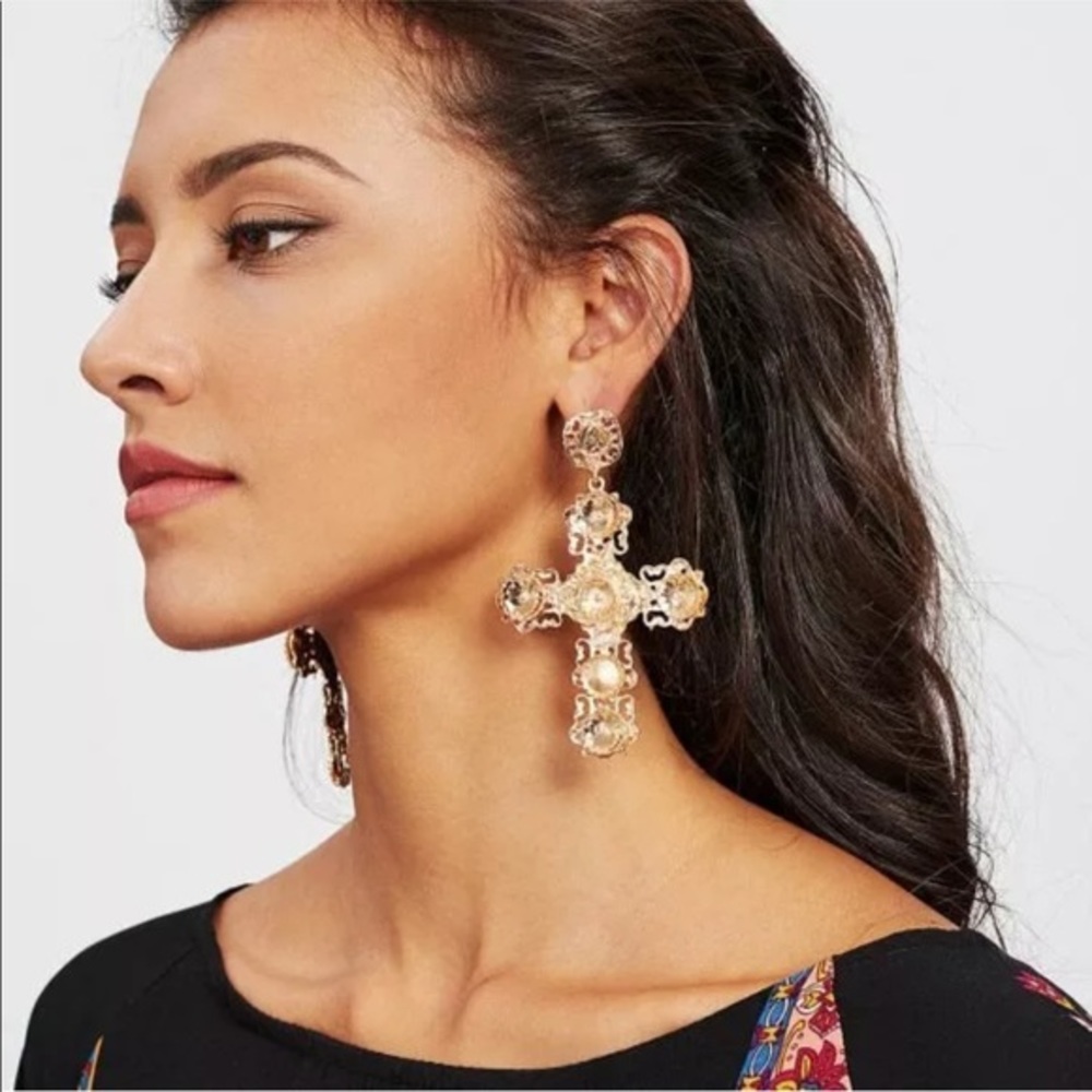 ✨GOLDEN CROSS✨GORGEOUS UNIQUE STUD EARRINGS✨NEW‎ - Picture 3 of 10